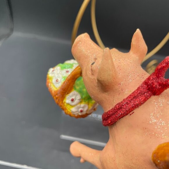 Resin Flying Pig with Flower Basket Glitter Pig Ornament with Display Stand - Picture 6 of 9